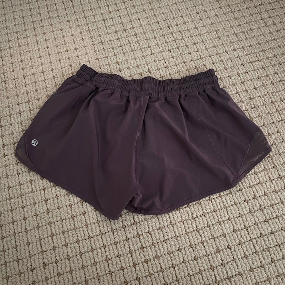 Lululemon Hotty Hot 2.5 Shortt